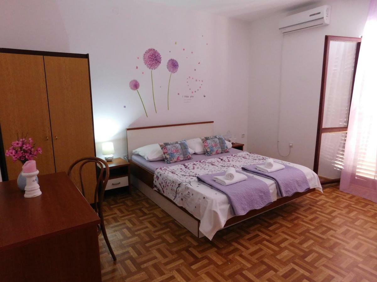 Guest House Ivanka Hvar Town Esterno foto