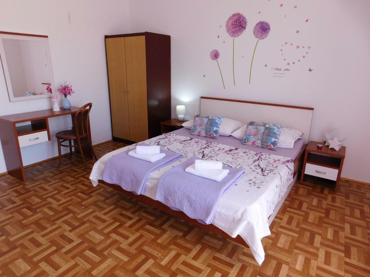 Guest House Ivanka Hvar Town Esterno foto